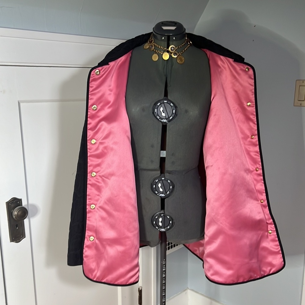 Cute Coach Set Black and Hot Pink Quilted Jacket XL and Tweed Cap M/L - Picture 2 of 16